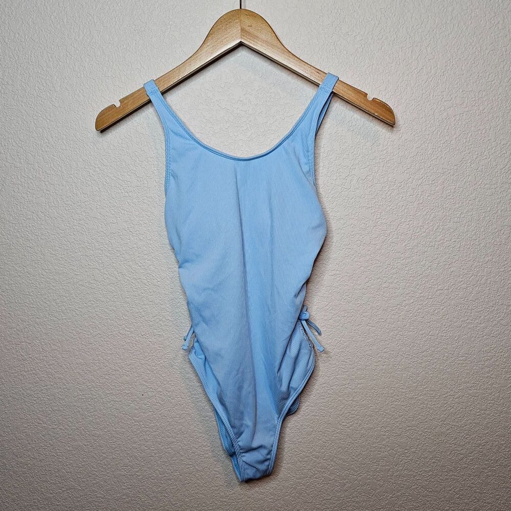 NWOT Youth Girls 1 Piece Swimsuit adjustable straps Light Blue US Size 11-12